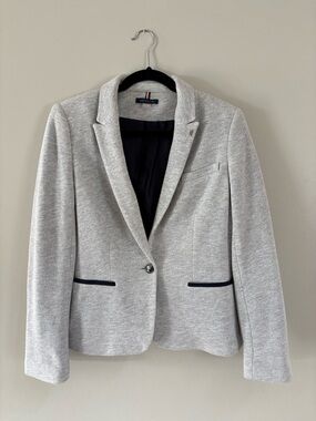 Women’s Light Gray Knit Blazer with Navy Trimmings Tommy Hilfiger size 8